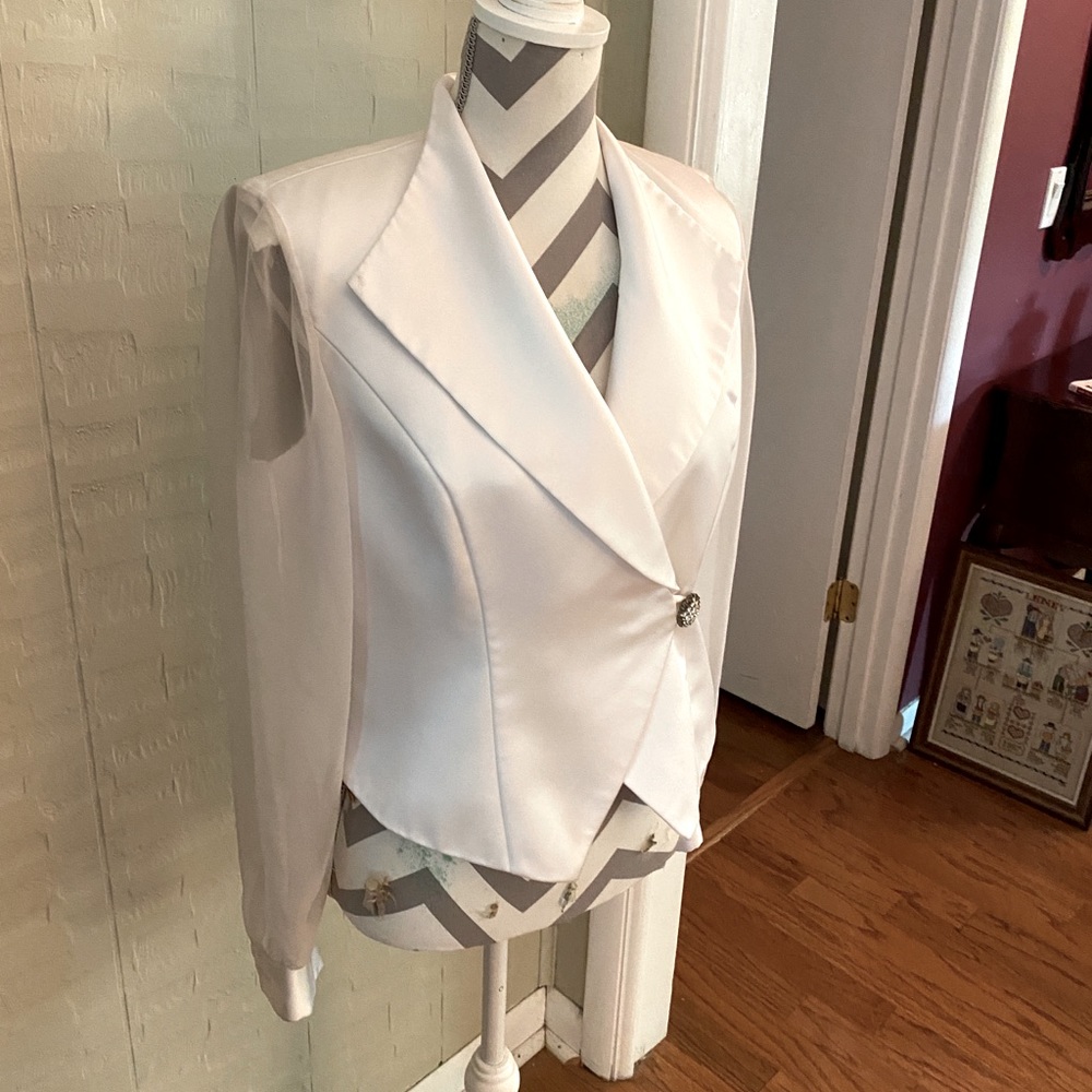 White Jacket with Shear Arms